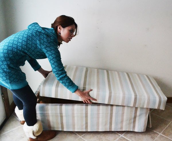 2x4 Upholstered Banquette Seat — step 5
