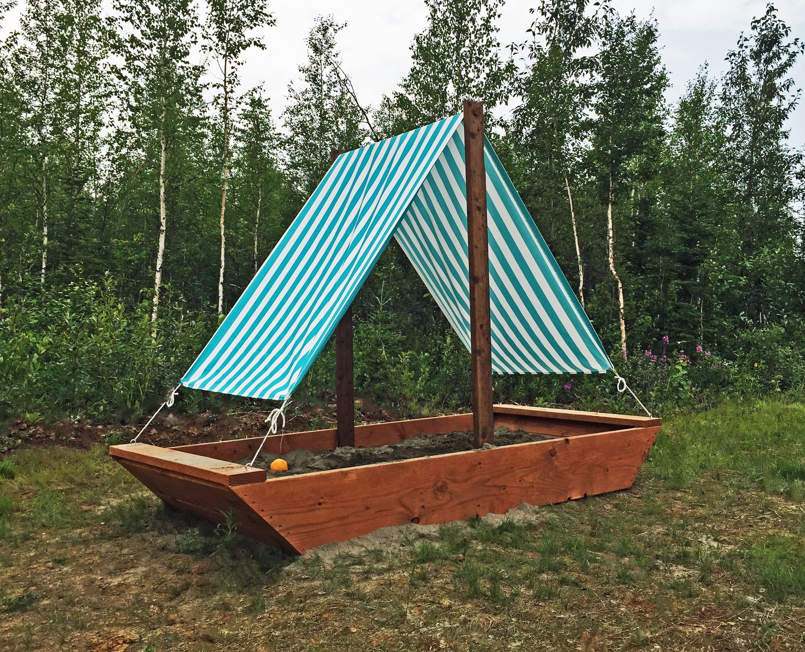 Boat Sandpit — step 6