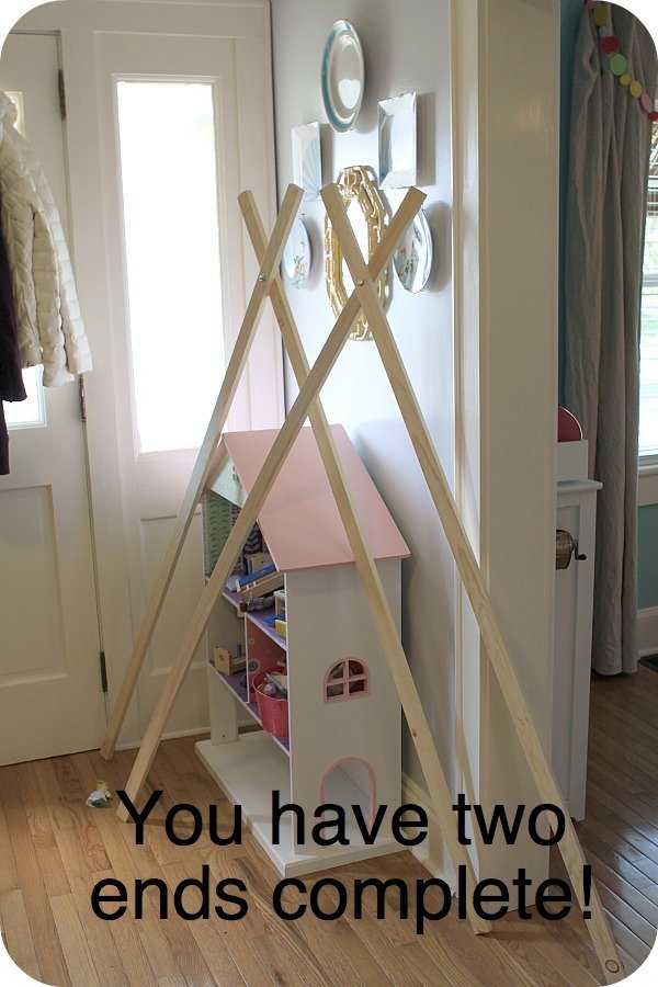 Easy Kids' Tent / Reading Nook — step 7