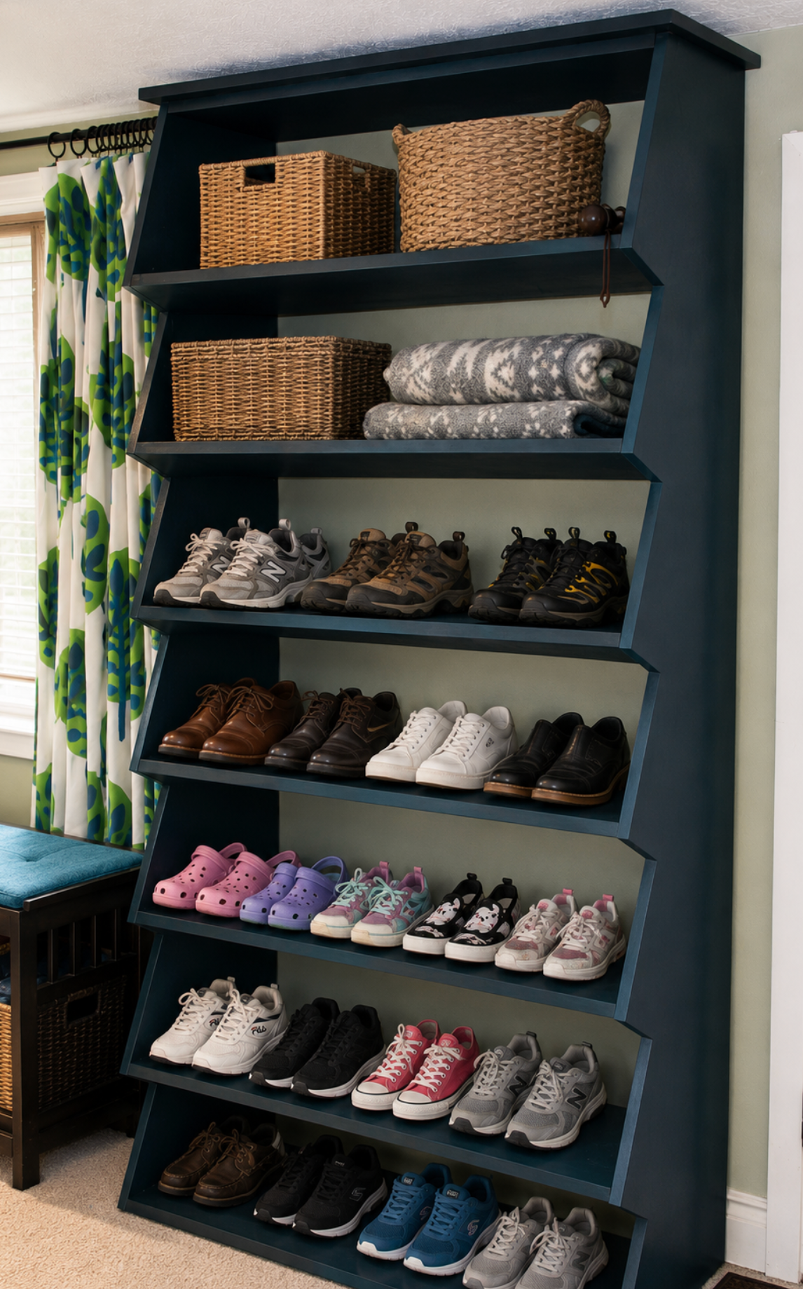 Floor-to-ceiling Shoe Shelf with Angled Front Shelf