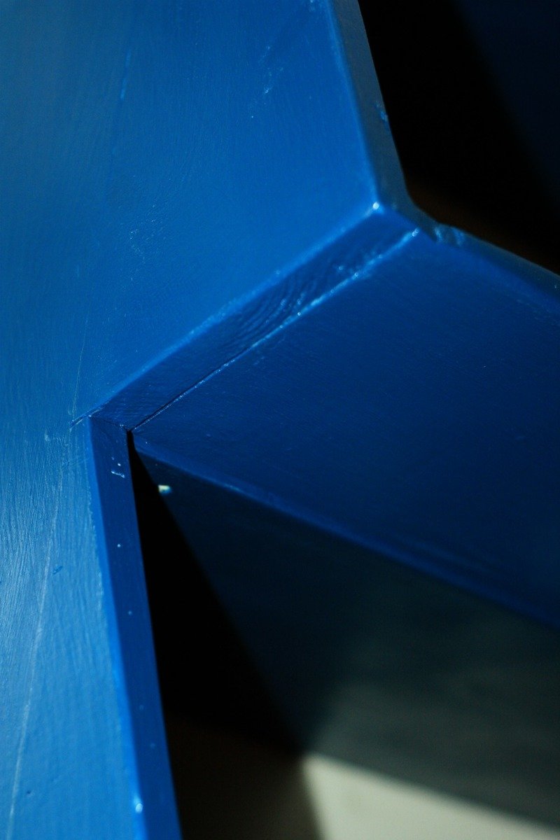 Floor-to-ceiling Shoe Shelf with Angled Front Shelf — step 4