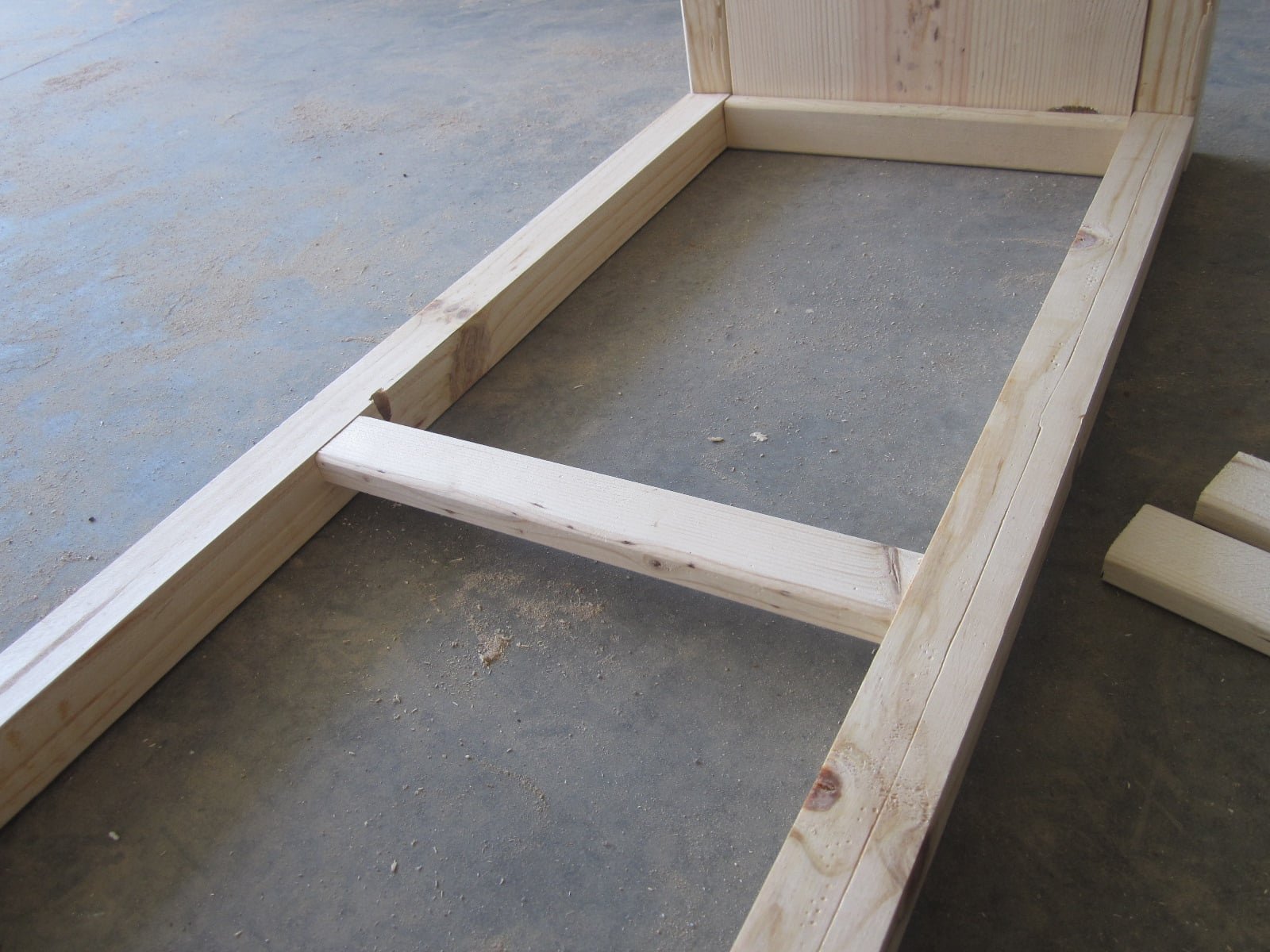 Footboard Bench — step 5