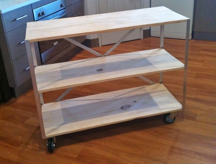 Rolling Shelf DIY — step 3