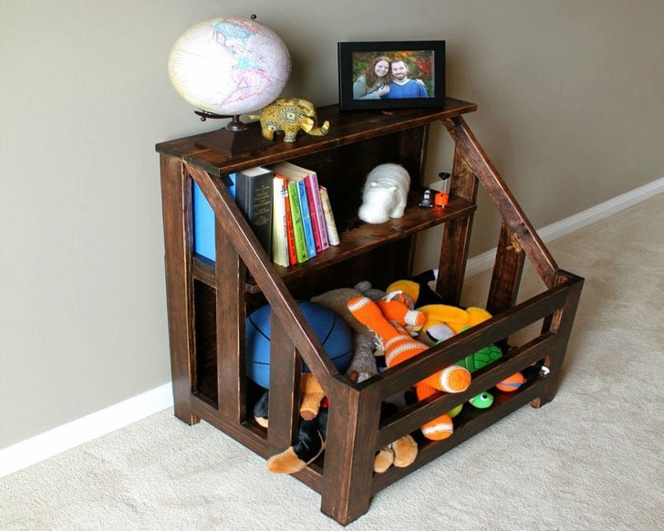 Kendra Toybin with Shelves