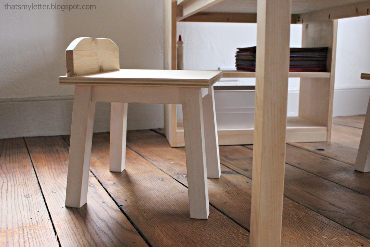 Kids Art Center Stools