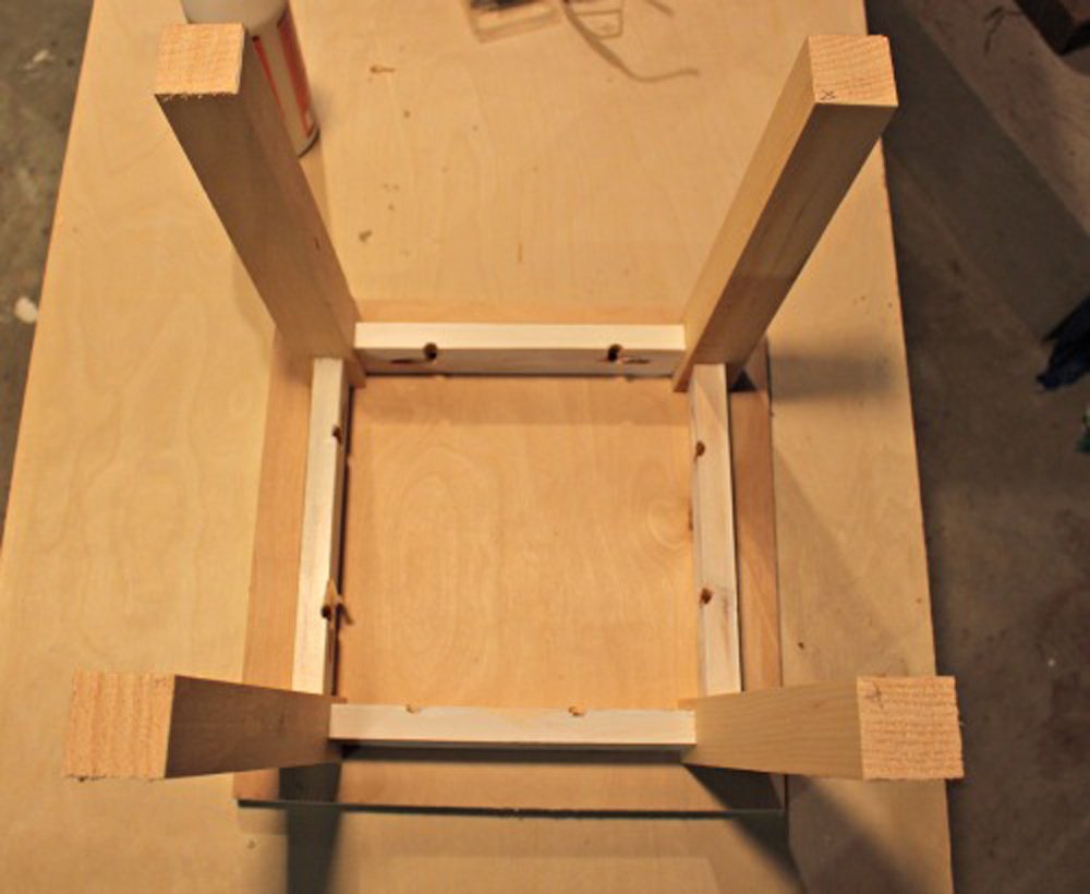 Kids Art Center Stools — step 4