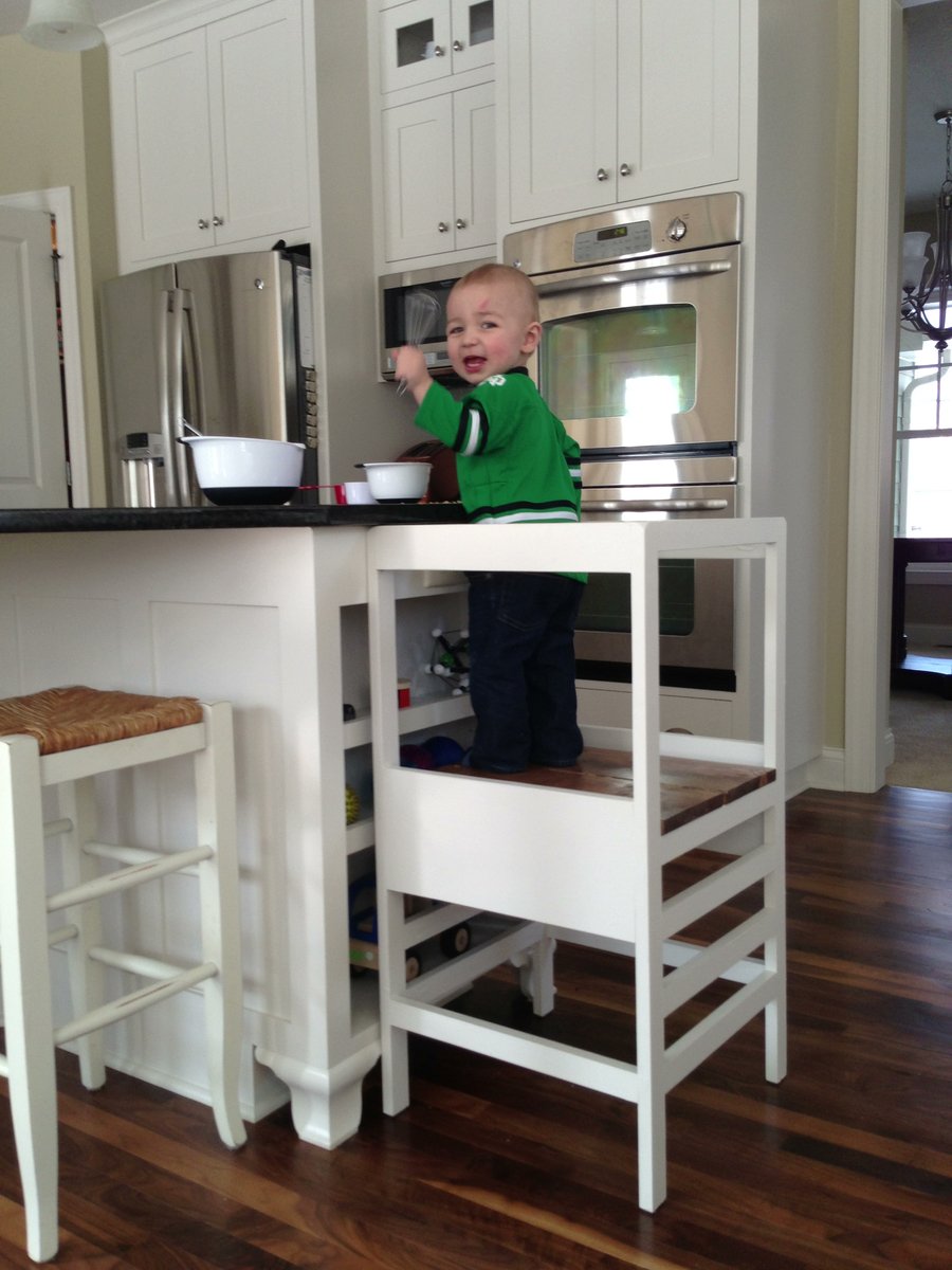 The Littlest Helper Tower — step 1