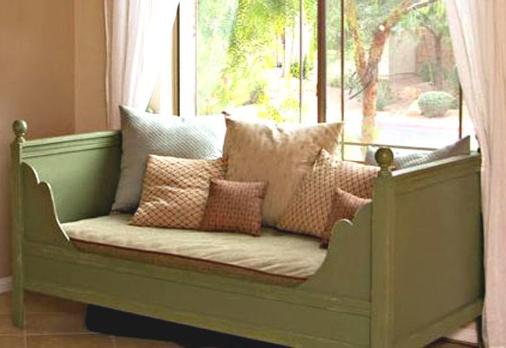 Lydia Daybed