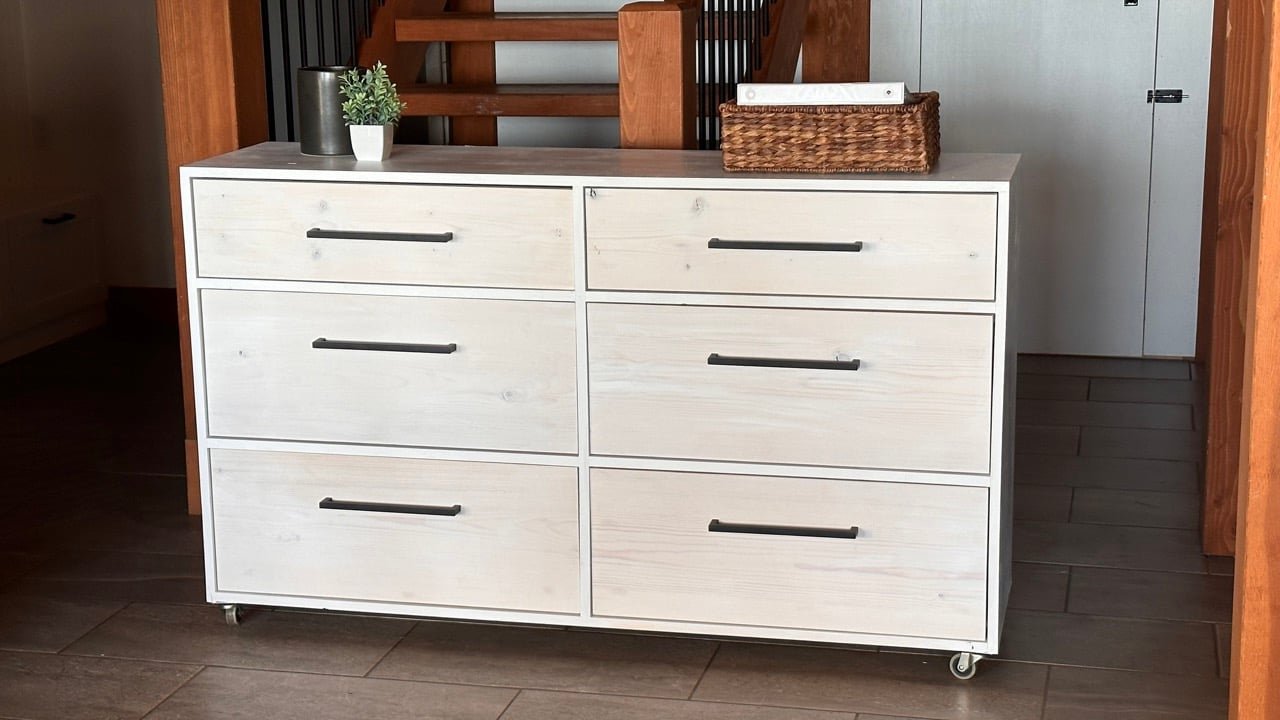 Max Storage Dresser