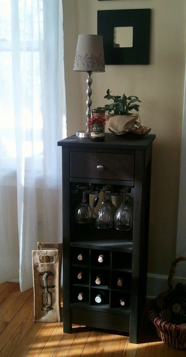 Mini Mod Wine Bar