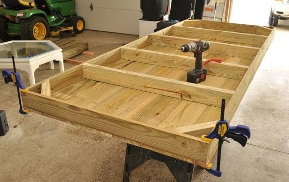 Modern Outdoor Patio Table — step 6