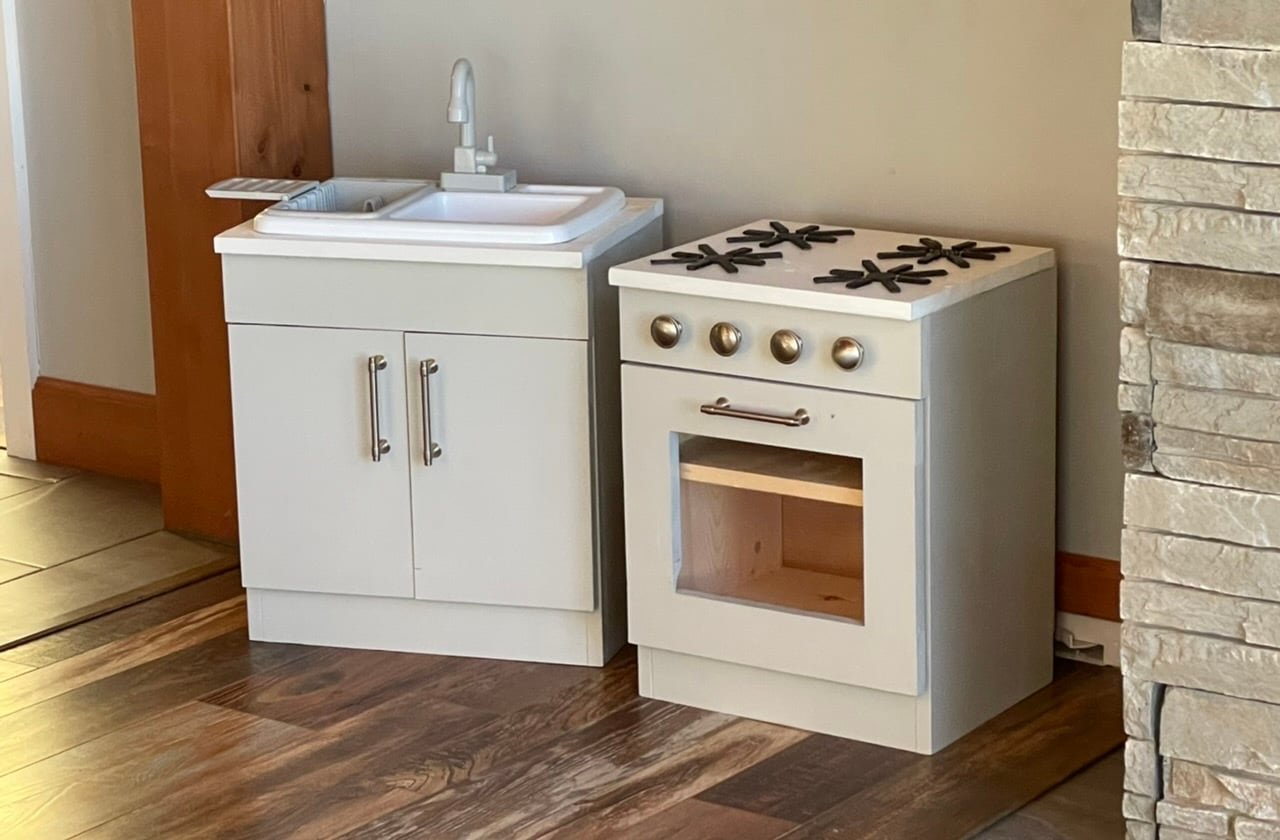 Play Kitchen Stove and Sink with Running Water