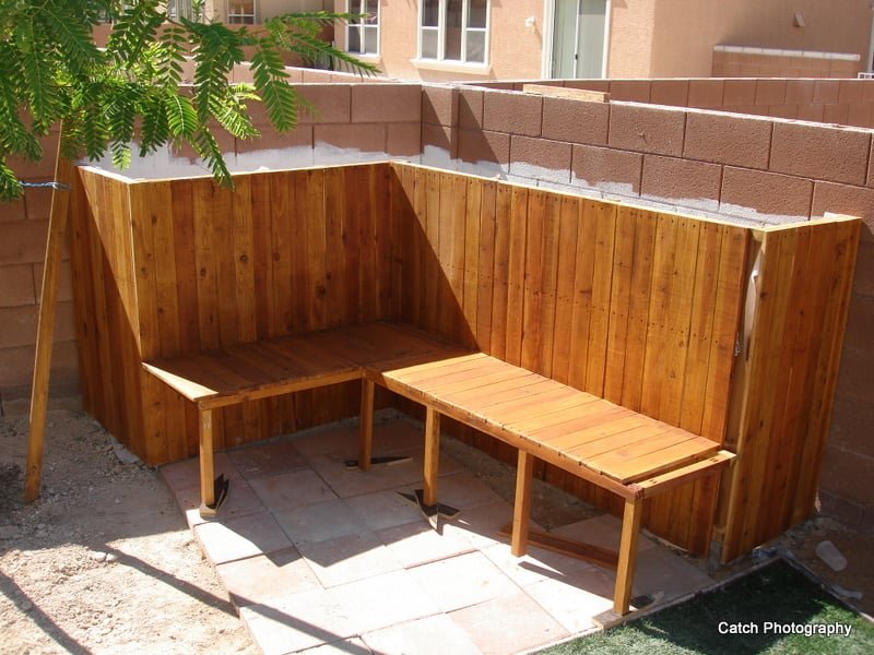 Raised RAISED Planter Bench