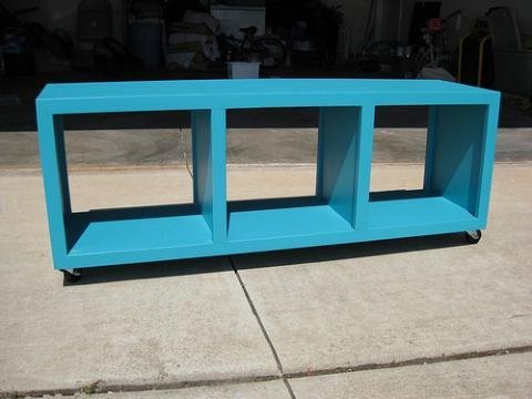 Rolling Cubby Bench