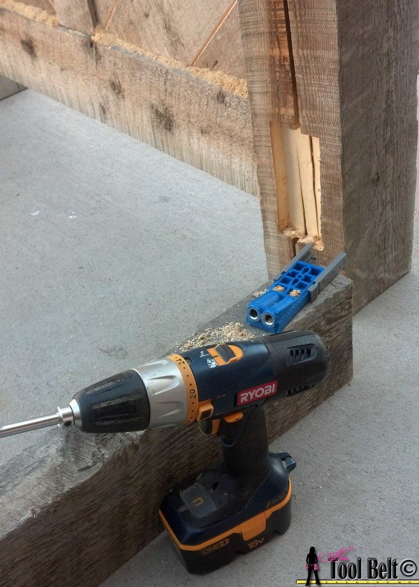 Rustic barnwood bed — step 10