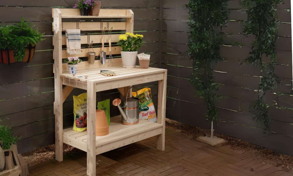 Simple 2x4 Potting Bench with Slatted Back