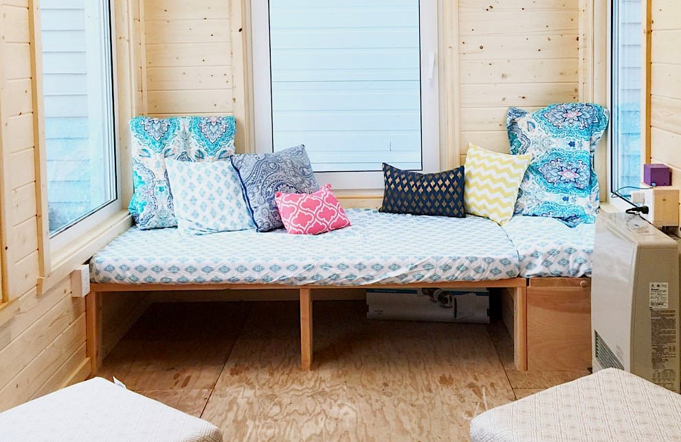Simple Built-In Daybed Frame