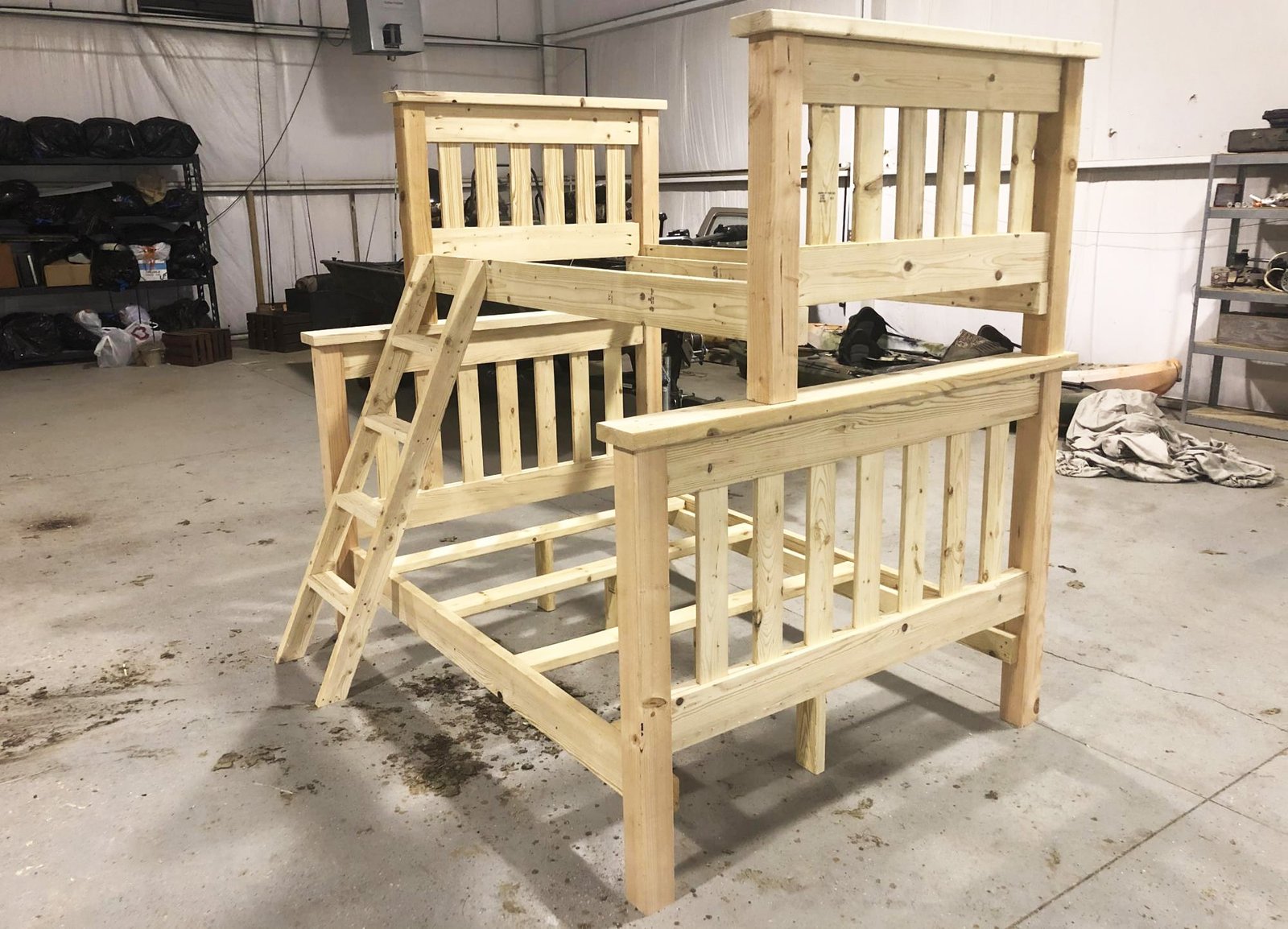Simple Bunk Bed Plans (Twin over Full)