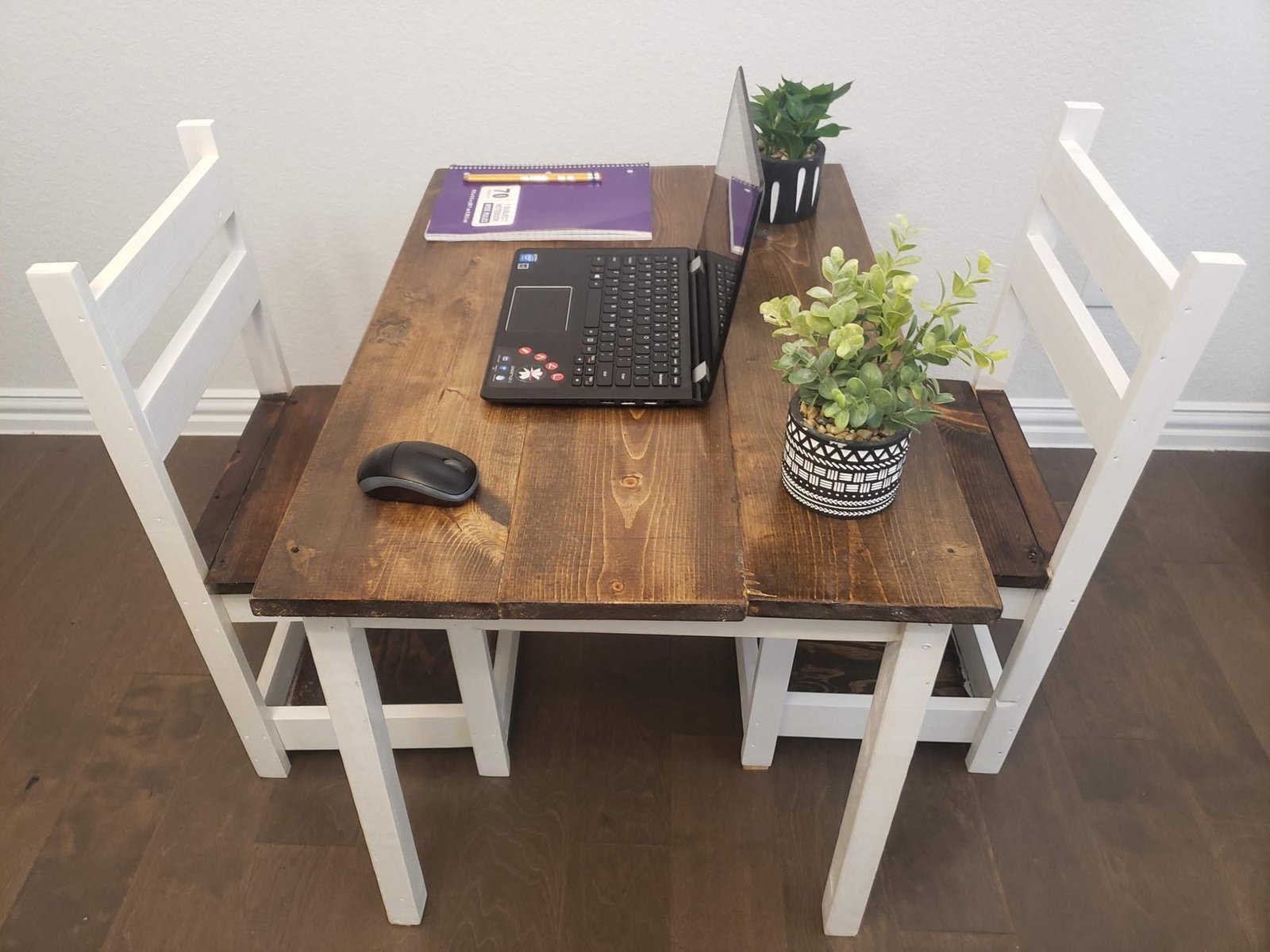 Simplest Kids Play Table