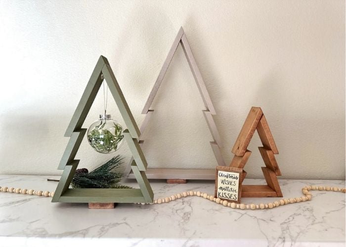 Wood Christmas Tree Decor DIY