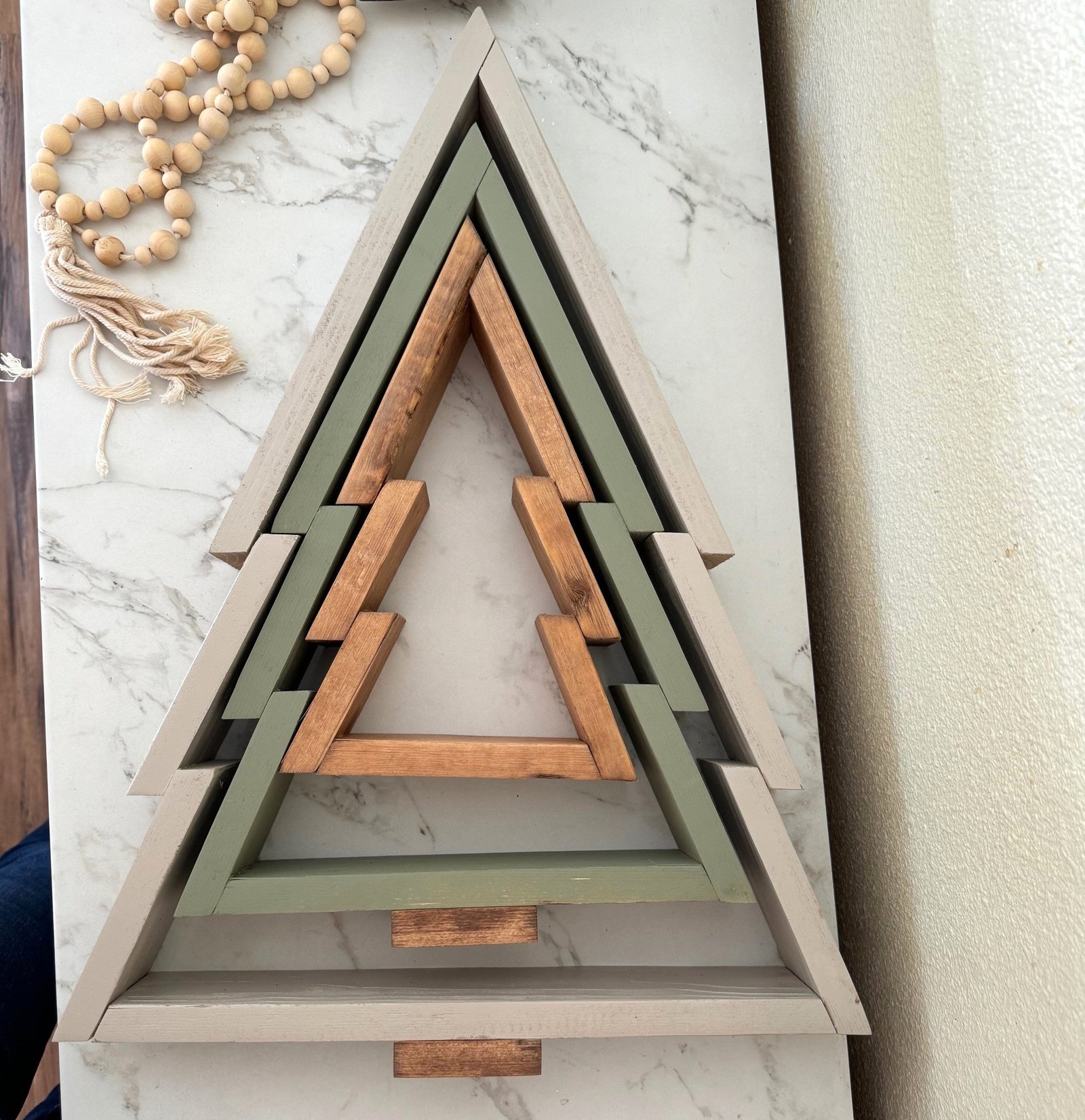 Wood Christmas Tree Decor DIY — step 6
